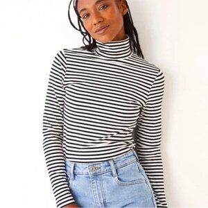 Frank & Oak The Long Sleeve Mockneck